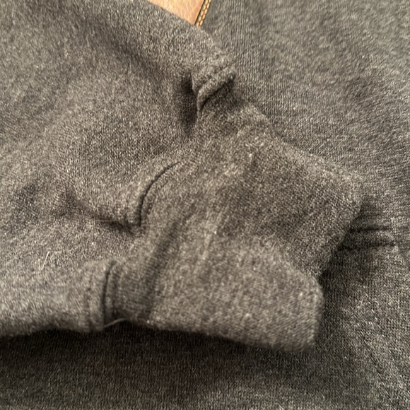 Kasey Kahne 9 Grey and Leatherette sweatshirt - Picture 2 of 4